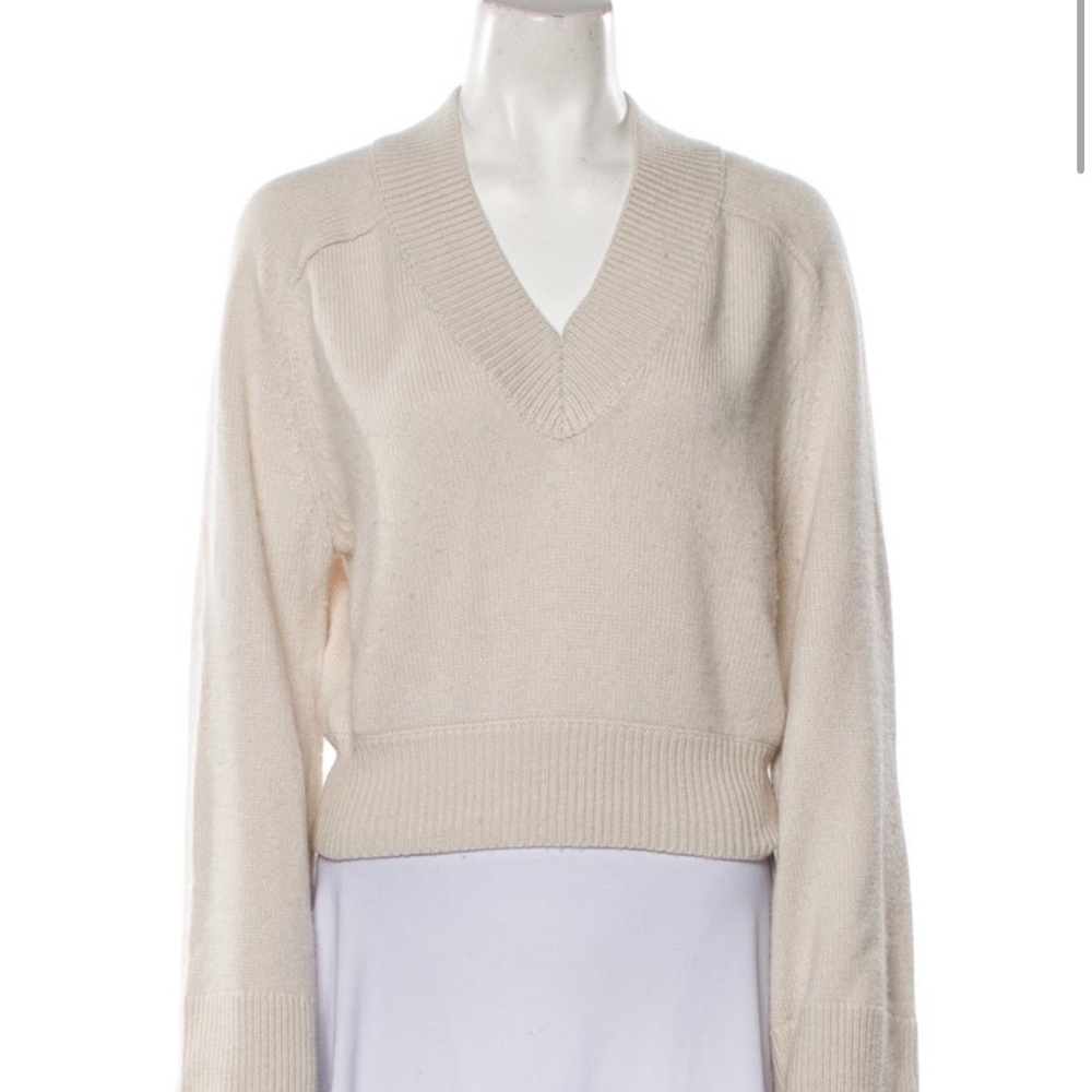 Helsa talena V-Neck Sweater